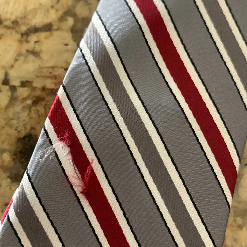 Clip on neckties